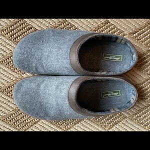 Men’s Size 12 Eddie Bauer Gray Wool Clogs/Slippers